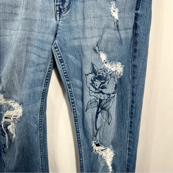 Broken Promises Wait Forever Rose & Snake Embroidered Distressed Baggy Jeans 30 - Picture 6 of 9
